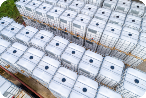 plastic-IBC-containers-overhead